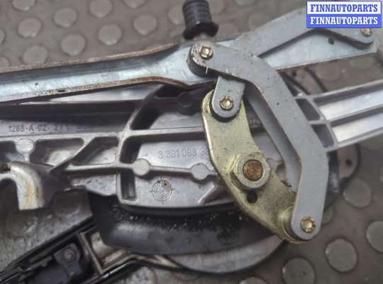 Трапеция дворников (стеклоочистителя) на Mercedes-Benz E (W210)