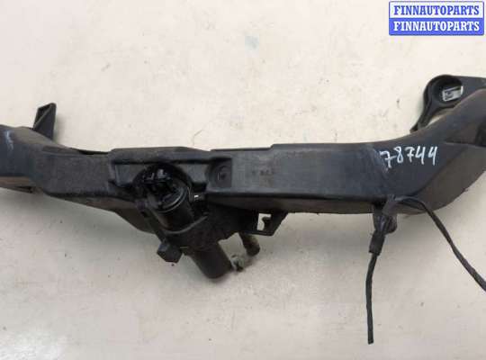 Кронштейн фары BM3556943 на BMW 3 E90, E91, E92, E93 2005-2012