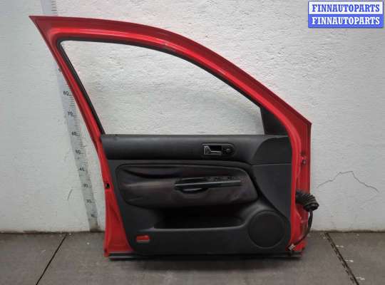 купить Дверная карта (Обшивка двери) на Volkswagen Golf 4 1997-2006