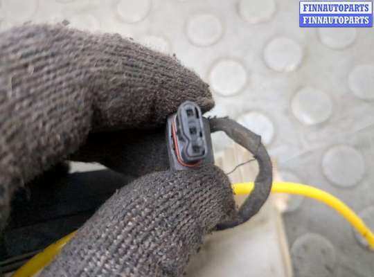 Замок боковой двери