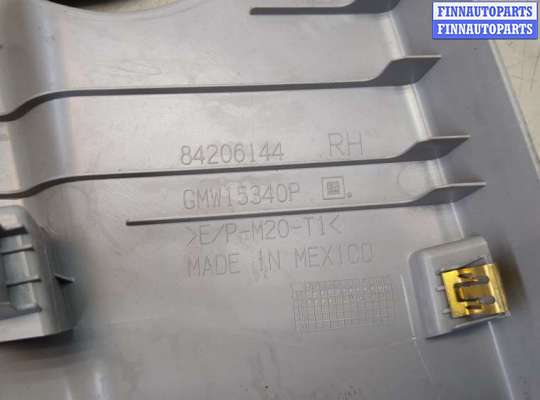 купить Обшивка центральной стойки на Chevrolet Equinox 2017-2024