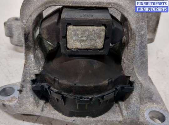 купить Подушка крепления КПП на Renault Megane 3 2009-2016