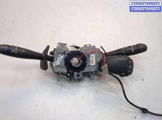 Купить Переключатель поворотов и дворников (стрекоза) на Renault Scenic 1996-2002 Переключатель поворотов и дворников (стрекоза) RN1594182 на Renault Scenic 1996-2002