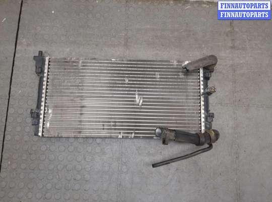 Радиатор охлаждения двигателя SK537149 на Skoda Fabia 2007-2014