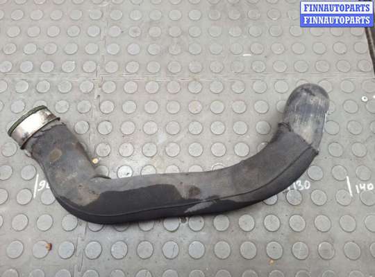 купить Патрубок интеркулера на Volkswagen Touareg 2010-2014