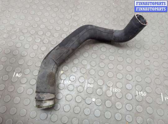 купить Патрубок интеркулера на Volkswagen Touareg 2010-2014