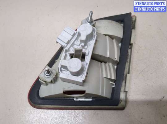 купить Фонарь крышки багажника на Mercedes B W245 2005-2012