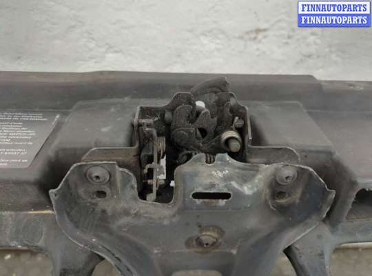 купить Рамка передняя (телевизор) на Volkswagen Golf 4 1997-2006