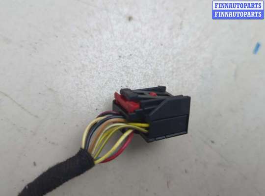 купить Зеркало боковое на Volkswagen Golf 5 2003-2009