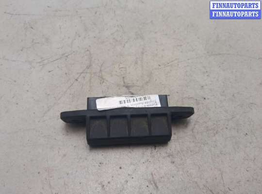 купить Кнопка открывания багажника с крышки на Toyota Avensis 3 2008-2018