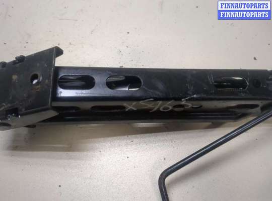 Домкрат OP2237301 на Opel Corsa D 2006-2014