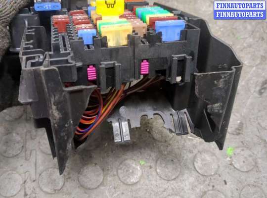 купить Блок предохранителей на Volkswagen Passat 6 2005-2010