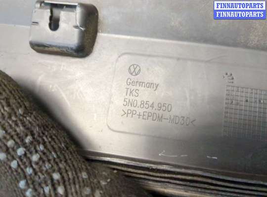 купить Молдинг двери на Volkswagen Tiguan 2007-2011