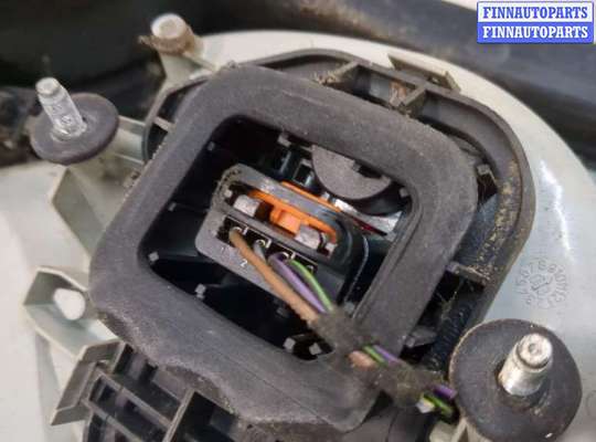 купить Фонарь (задний) на Volkswagen Golf 5 2003-2009