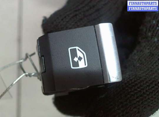 купить Кнопка стеклоподъемника (блок кнопок) на Audi A4 (B9) 2015-2023