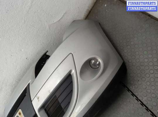 Бампер передний на Renault Scenic III