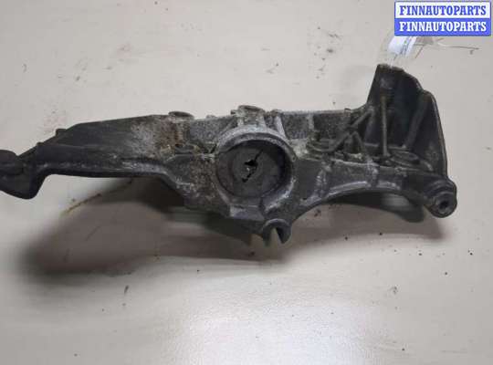купить Кронштейн крепления генератора на Renault Scenic 2003-2009
