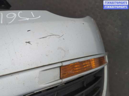 Бампер передний на Volkswagen Passat B6 (3C)