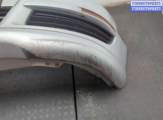 Бампер передний на Volkswagen Passat B6 (3C)