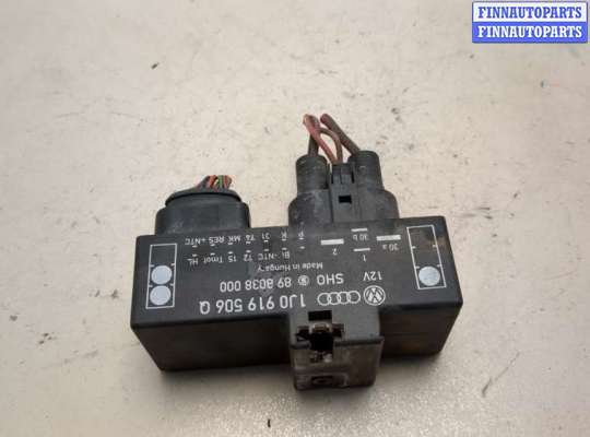 Реле вентилятора VG2737397 на Volkswagen Golf 4 1997-2006