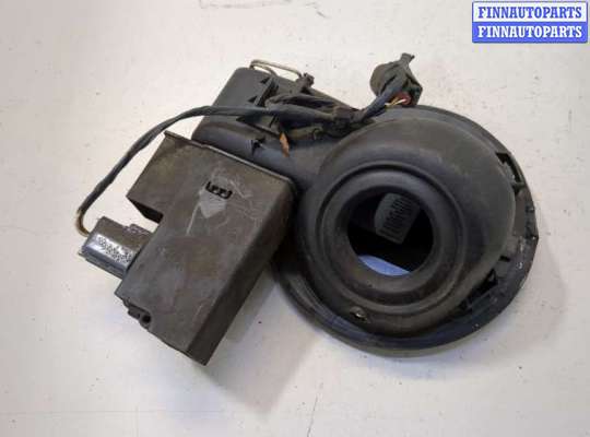 купить Лючок бензобака на Ford C-Max 2002-2010