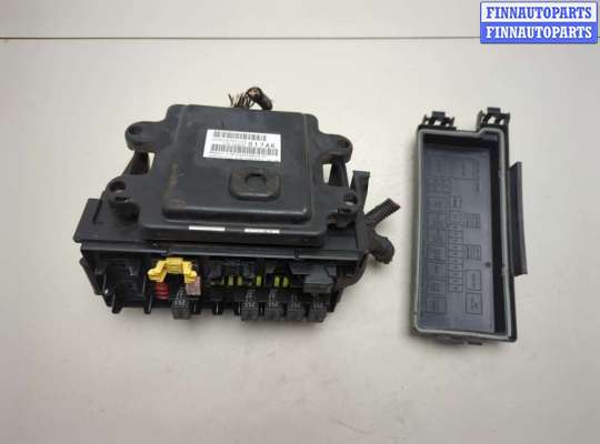 купить Блок предохранителей на Jeep Grand Cherokee 2004-2010