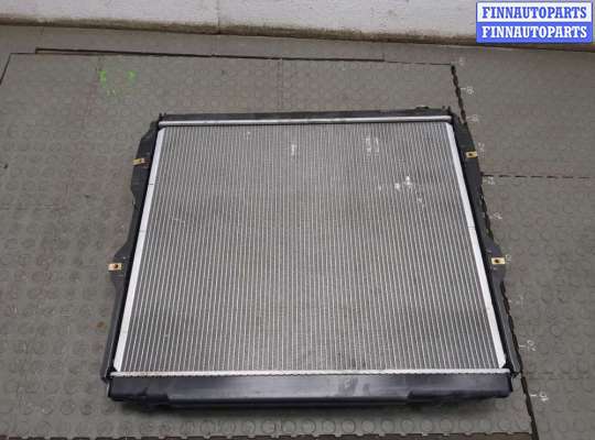 Радиатор охлаждения двигателя TT859420 на Toyota Tundra 2000-2006