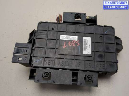 купить Блок предохранителей на Ford Explorer 2010-2015