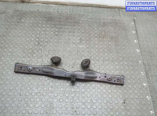 Рамка капота TT955769 на Toyota Avensis 2 2003-2009