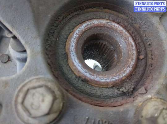 купить Ступица (кулак, цапфа) на Lincoln Navigator 2006-2014