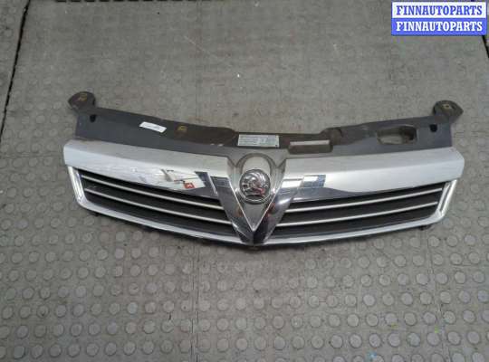 Решетка радиатора OP2426204 на Opel Astra H 2004-2010
