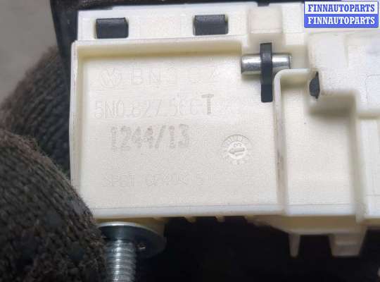 купить Кнопка открывания багажника с крышки на Audi A4 (B8) Allroad 2009-2016