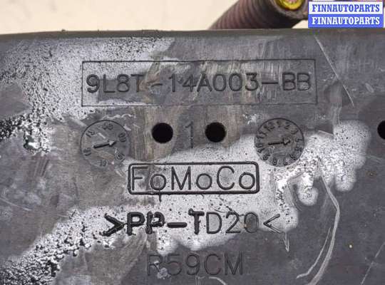 купить Блок предохранителей на Ford Escape 2007-2012