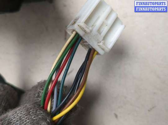 купить Зеркало боковое на Toyota Avensis 2 2003-2009
