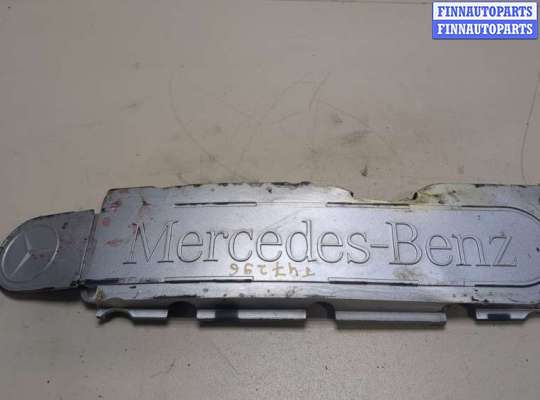 купить Накладка декоративная на ДВС на Mercedes C W203 2000-2007
