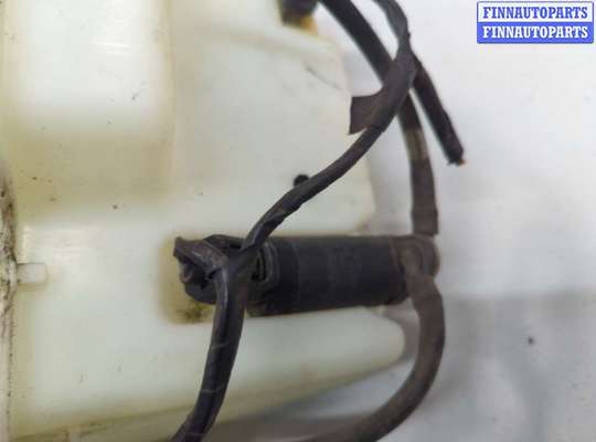 Бачок омывателя на Ford Explorer III (U152)