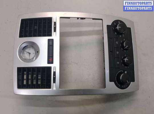 Кнопка аварийки CRN0663 на Chrysler 300C 2004-2011