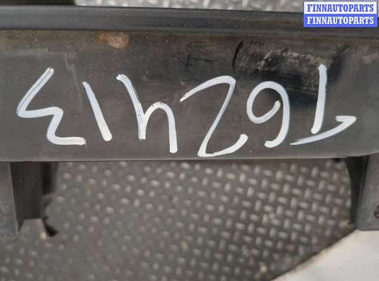 купить Рамка передняя (телевизор) на Hyundai i30 2007-2012