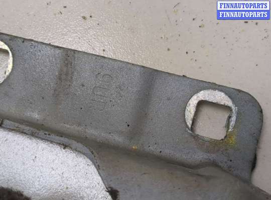 купить Петля капота на Nissan Note E11 2005-2013