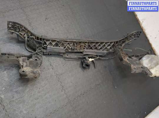 купить Рамка передняя (телевизор) на Renault Megane 2 2002-2009