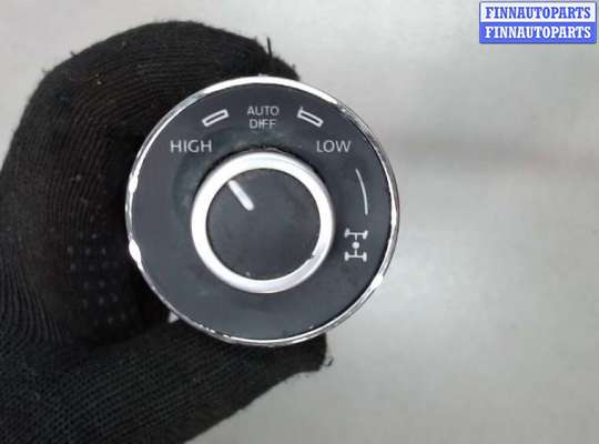 купить Кнопка включения полного привода на Volkswagen Touareg 2002-2007