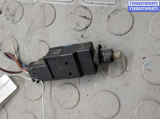 купить Датчик педали сцепления на Mercedes Sprinter 1996-2006