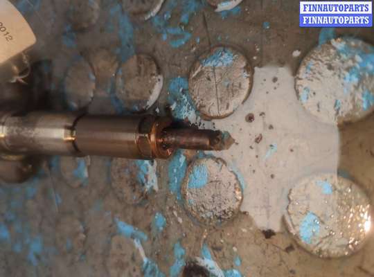 Форсунка топливная на Peugeot 3008 I