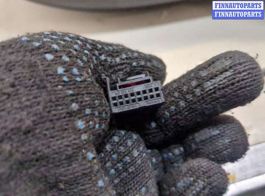 купить Зеркало боковое на Audi Q7 2005-2015