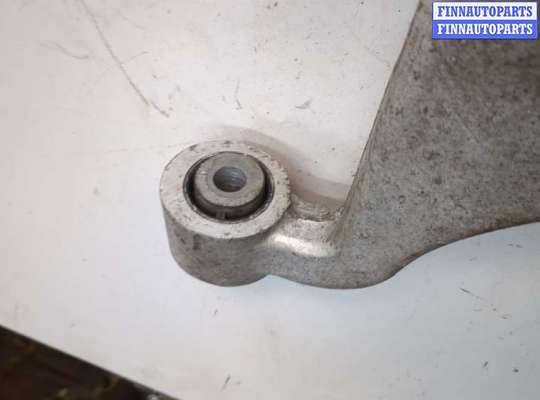 Рычаг подвески на Infiniti FX I (S50)