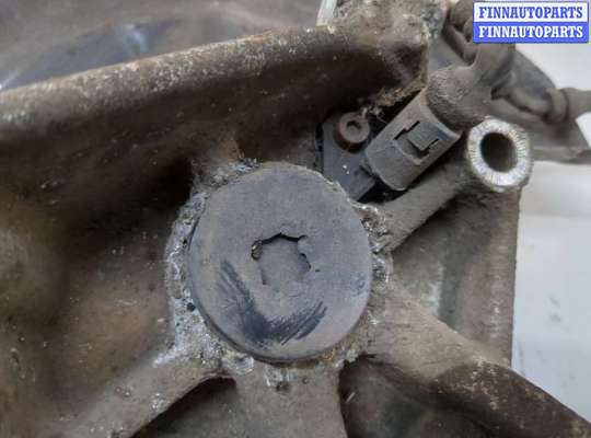 купить Ступица (кулак, цапфа) на Volkswagen Passat 6 2005-2010
