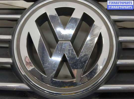 купить Решетка радиатора на Volkswagen Passat 6 2005-2010
