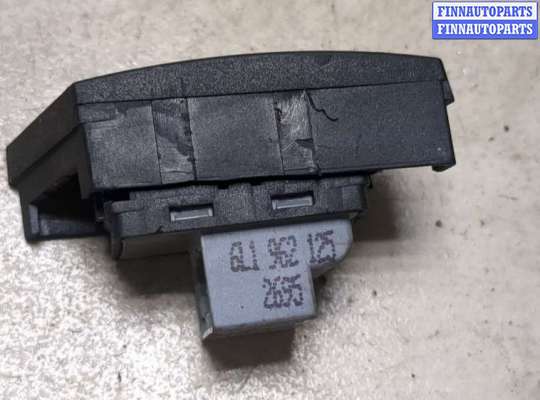 купить Кнопка открывания замков дверей на Seat Ibiza 3 2001-2008