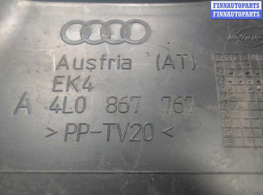 купить Накладка стойки на Audi Q7 2005-2015