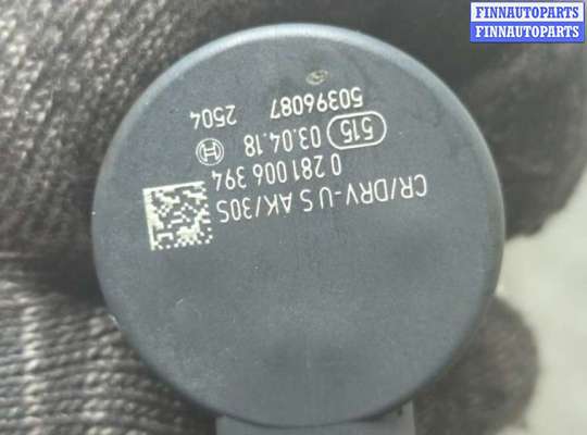 купить Рампа (рейка) топливная на BMW 7 G11, G12 2015-2022